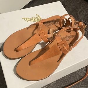 WORN ONCE - Ancient Greek Sandals
Estia Leather Thong Sandals BEIGE SIZE 37